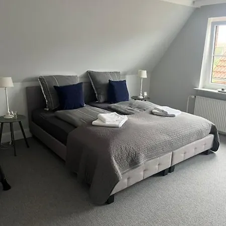 Ferien Haus Im Alten-land Luehe Vor Der Tuer *